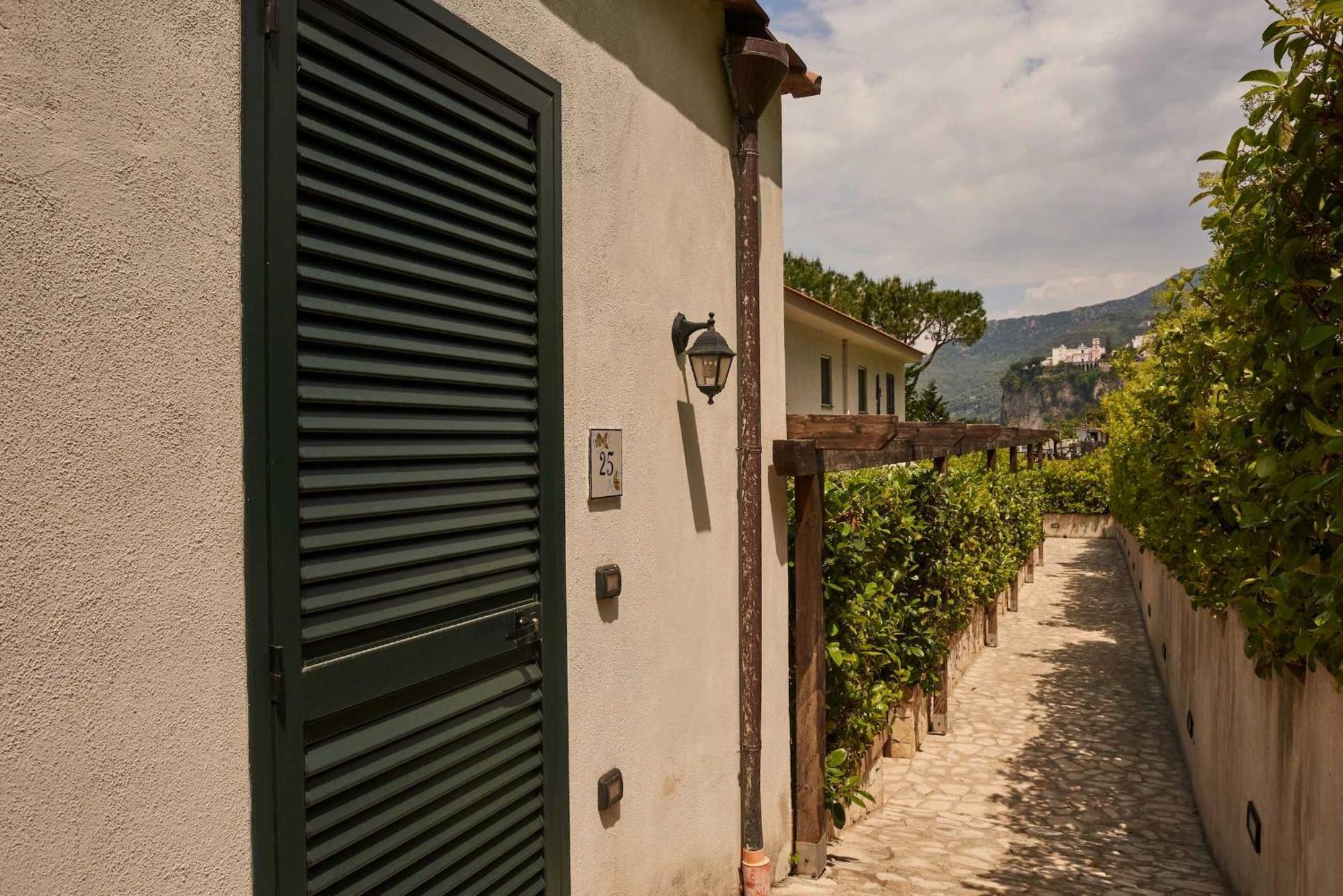 Residence Le Axidie Vico Equense Exterior foto